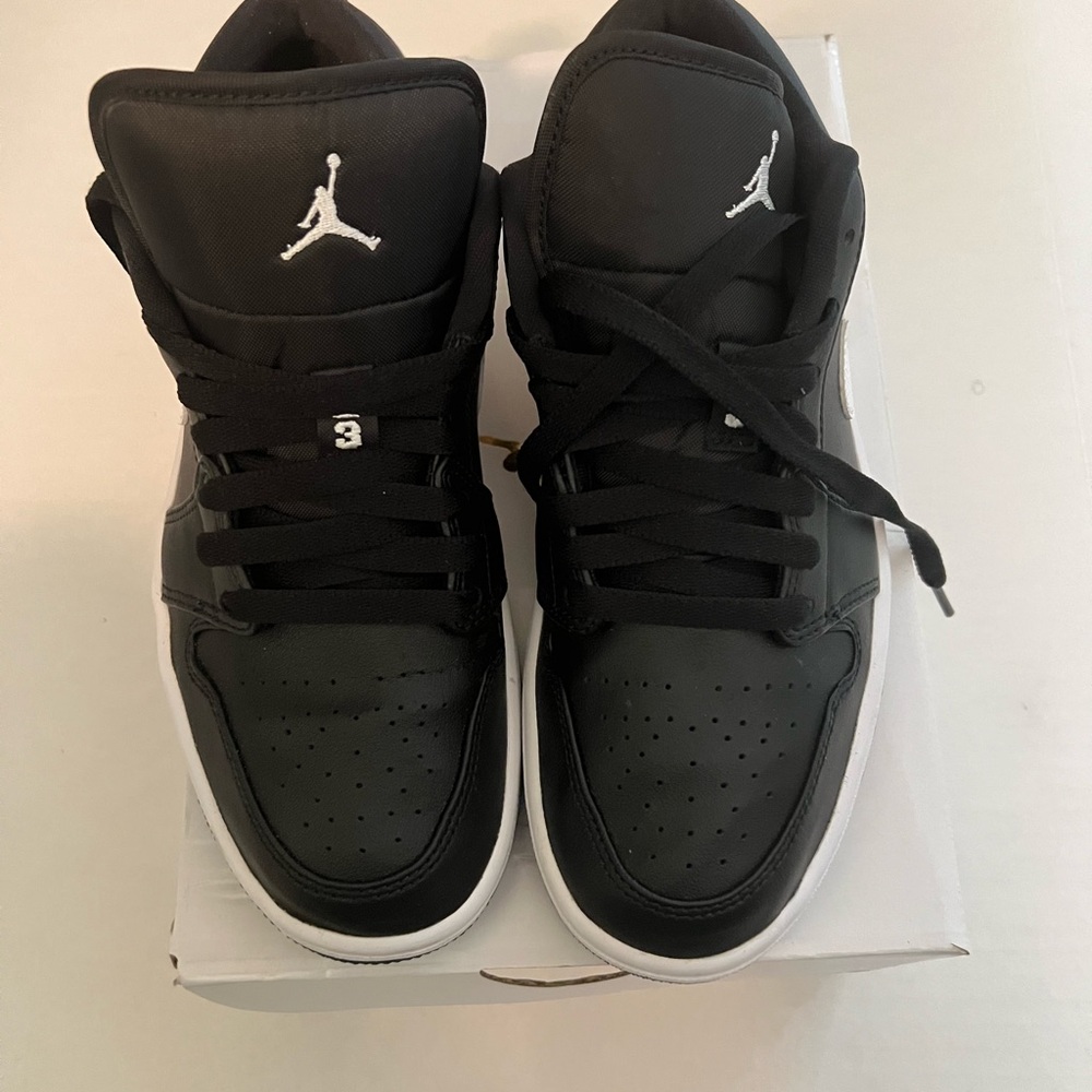 Women’s Air Jordan 1 Low  Sneakers